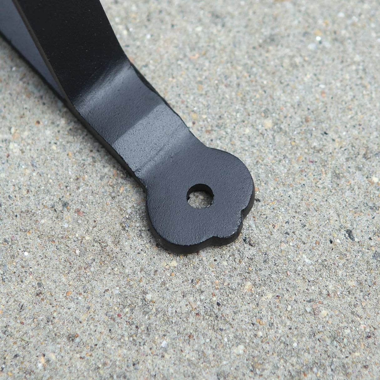 Fleur-de-Lis Brackets, 18 Inch