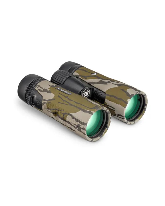 Vortex Diamondback HD 10x42 Binoculars, Mossy Oak Bottomland
