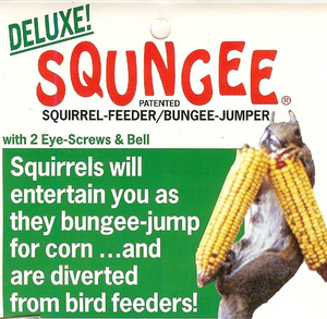 Squngee Deluxe Bungee Squirrel Feeder
